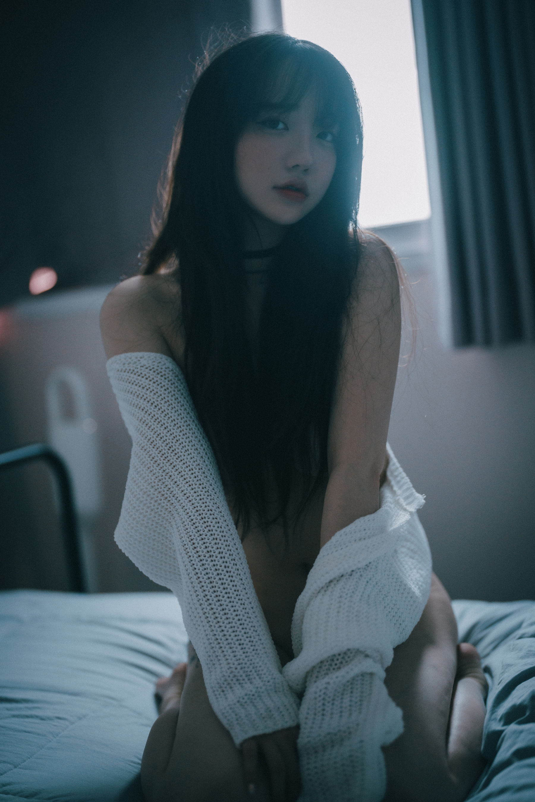 韩女Yeeun – 白嫩的气质美女<span style='color:red;'>私房</span>大胆销魂诱惑写真