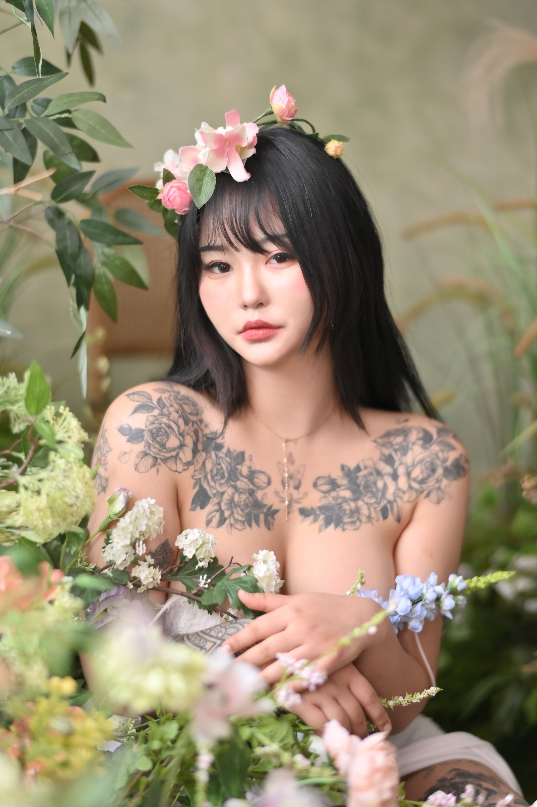 Boyeon Jeon - Nude Flower